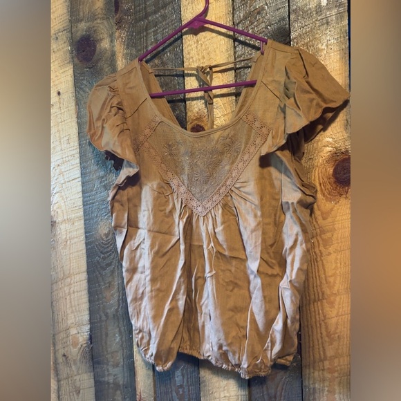 NWT Love On Hanger Top - Picture 1 of 1